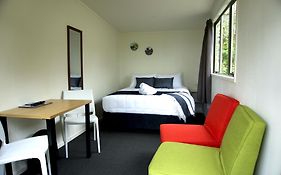 Takapuna Beach Holiday Park